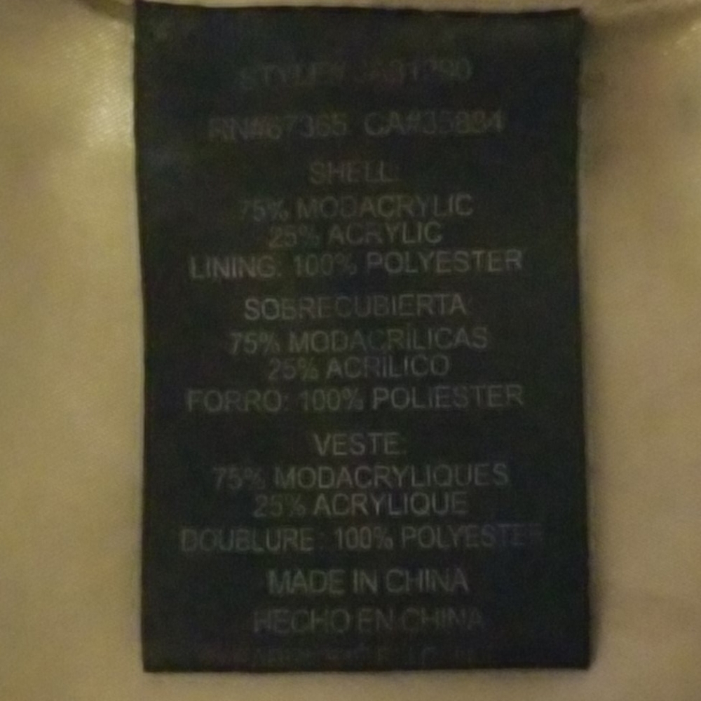 Vest - Picture 7 of 7